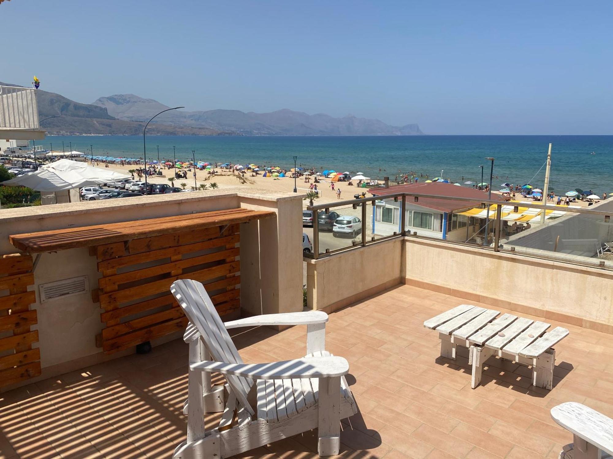 Tonnara Apartments Alcamo Marina Room photo